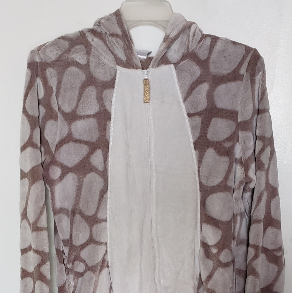 Sleep wear